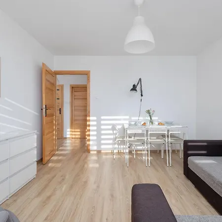 Odziezowa Comfort By Bookinghost *